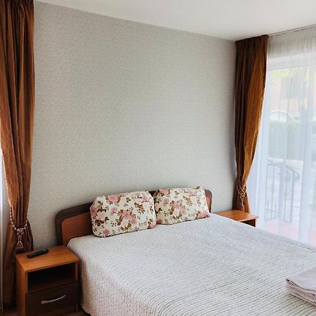 Palangos Sveciu Namai Hotel Palanga Buitenkant foto