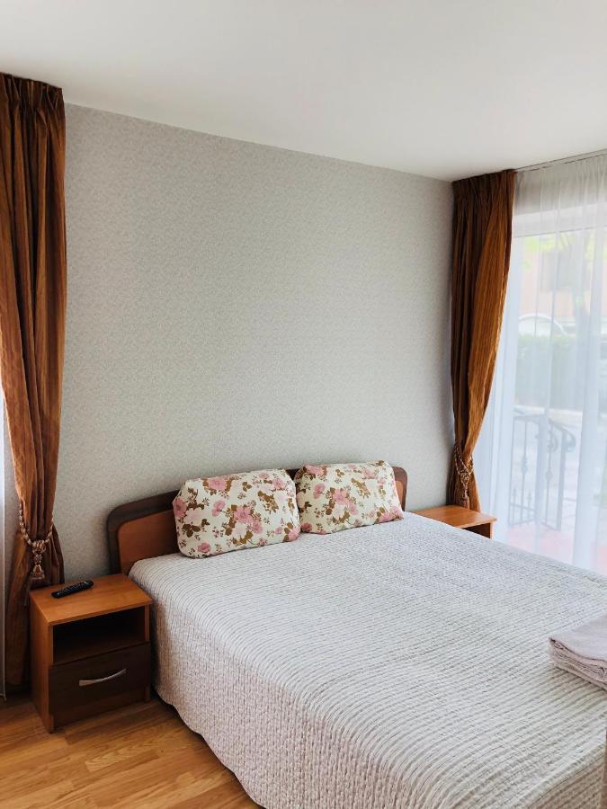 Palangos Sveciu Namai Hotel Palanga Buitenkant foto
